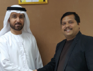 Jagannath M Wagle, MD Sigma Middle East Labels Industries LLC, with Mohammed Alhashemi, chairman of Ali Al Hashemi Trading LLC, distributor of Gidue for the GCC